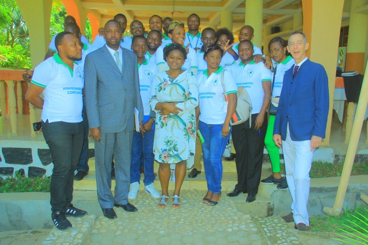 Directeur Provincial ACE Ituri & équipe HESHIMIA MAZINGIRA au lancement du bureau Ituri le 18 Avril 2019